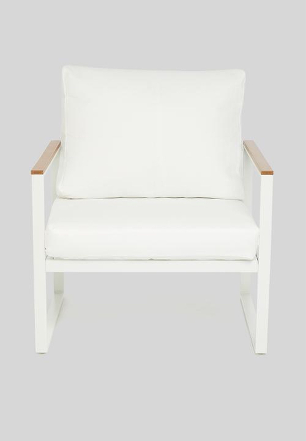 The Danish Armchair  - <p style='text-align: center;'>R 550</p>